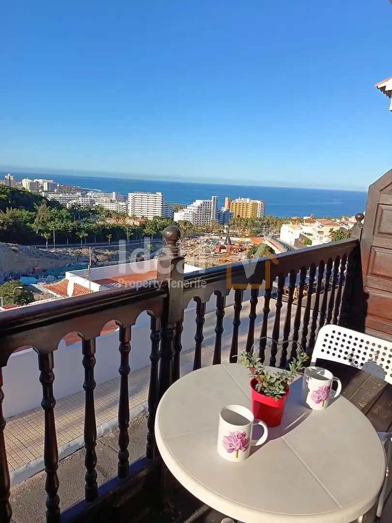 Außenansicht von Wohnung zum Verkauf in Adeje mit Terrasse