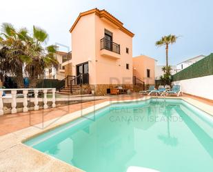 Exterior view of Duplex for sale in La Oliva  with Private garden and Swimming Pool