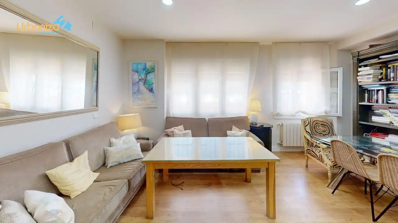 Piso en venta en Calle DIAZ BRITO, Santa Marina
