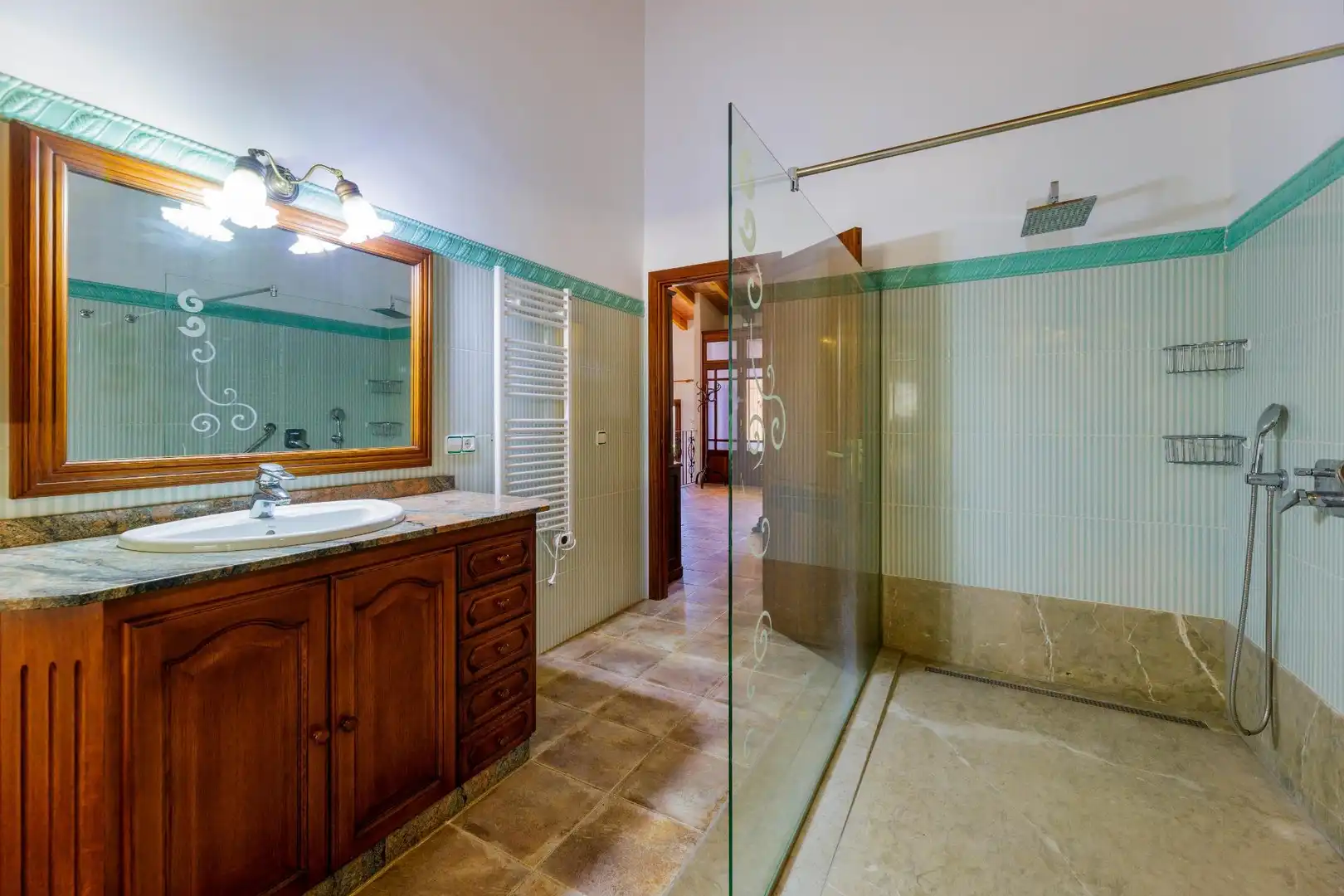Badezimmer von Haus oder Chalet zum Verkauf in Manacor mit Klimaanlage, Privatgarten und Terrasse