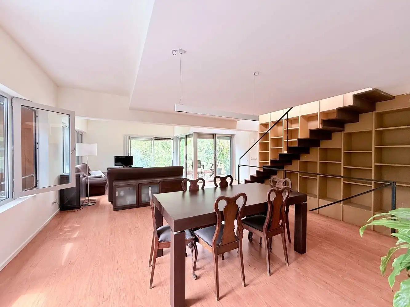 Sala d'estar de Casa o xalet de lloguer en Girona amb Aire condicionat, Calefacció i Jardí privat