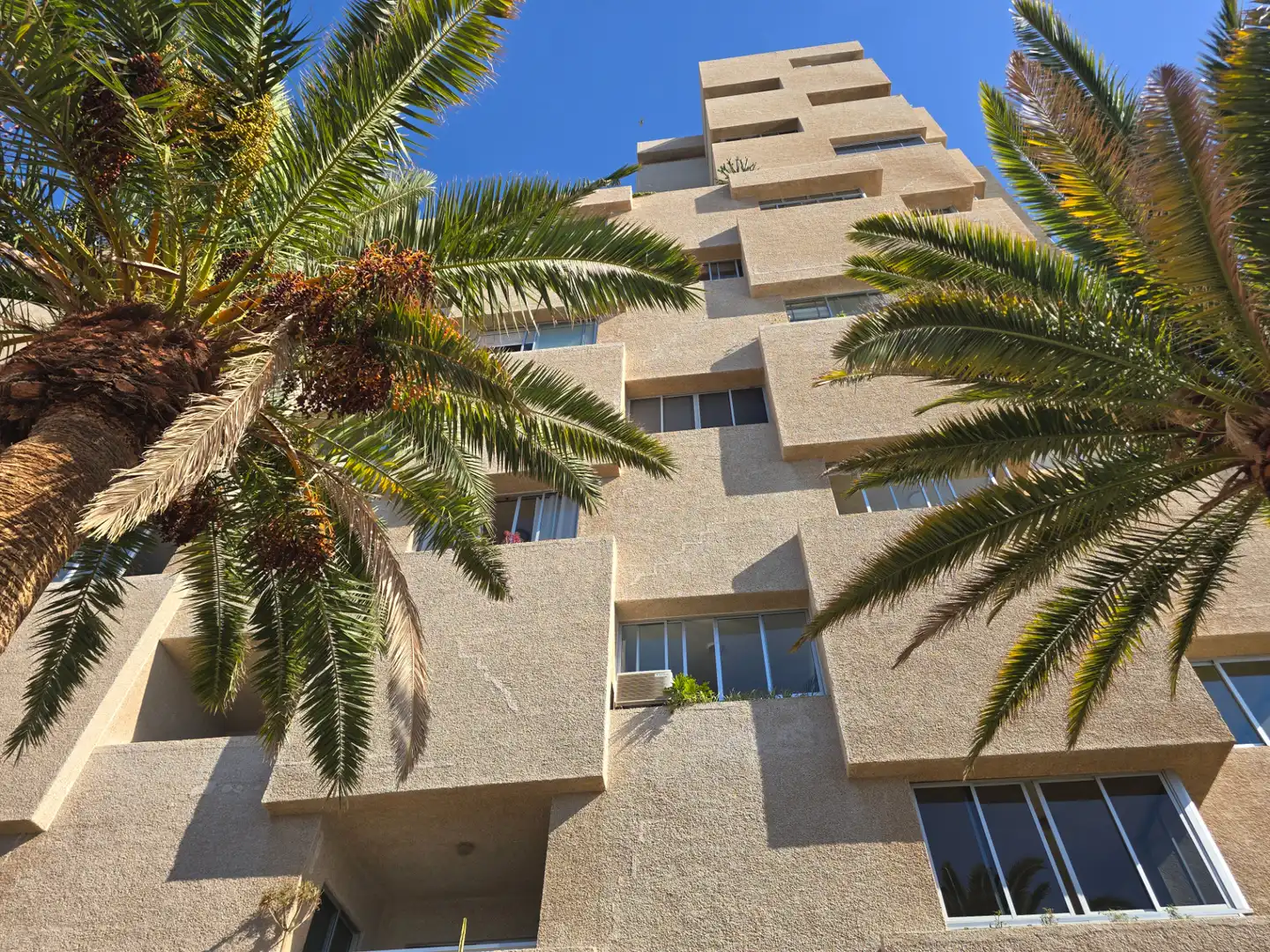 Vista exterior de Piso en venta en El Rosario con Amueblado y Piscina comunitaria