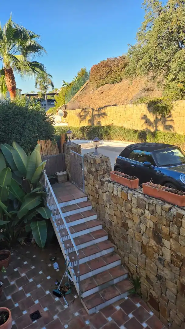 Adossat amb piscina en venda a Milla de Oro, imagen 7