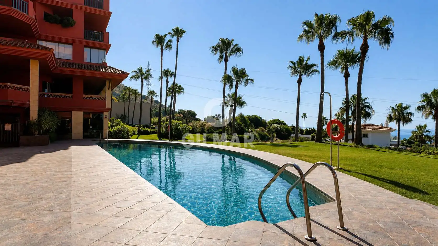 Piscina de Ático en venta en Benalmádena con Calefacción, Jardín privado y Trastero