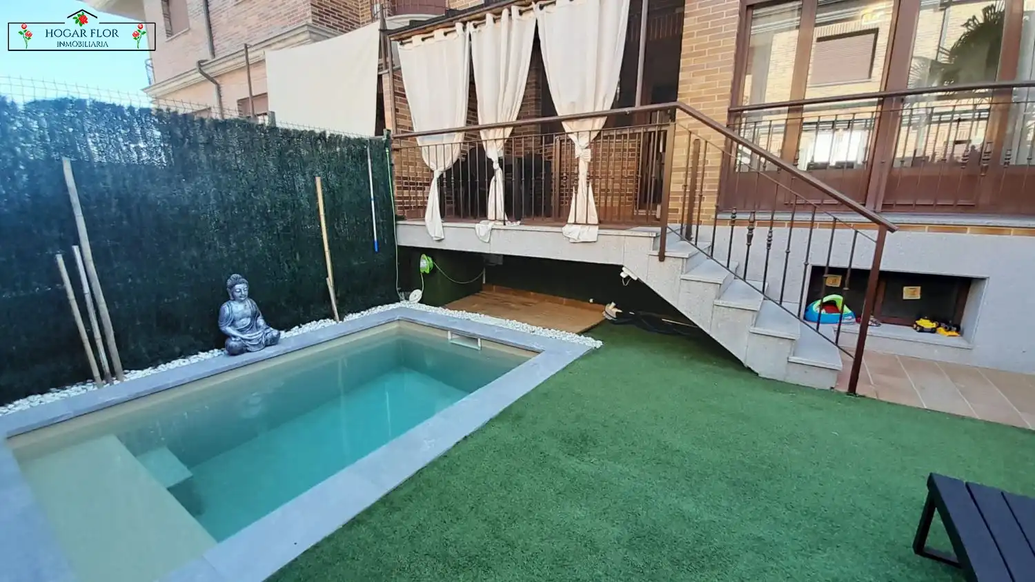 Terraced house with terrace for sale in Villares de la Reina