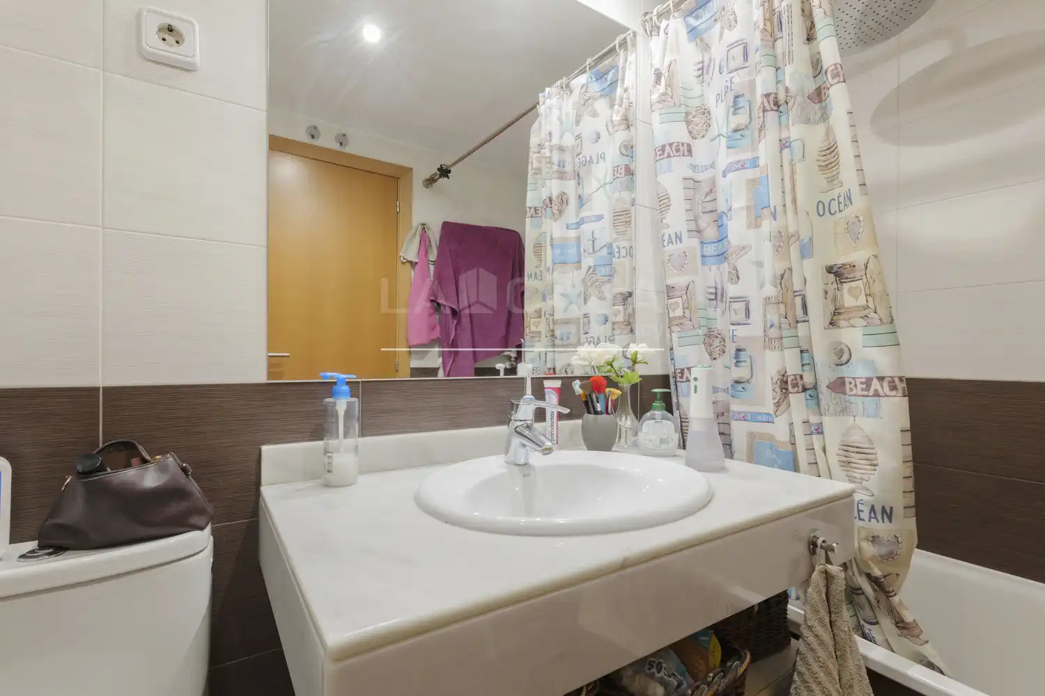 Baño de Piso en venta en Fuenlabrada con Calefacción, Terraza y Trastero