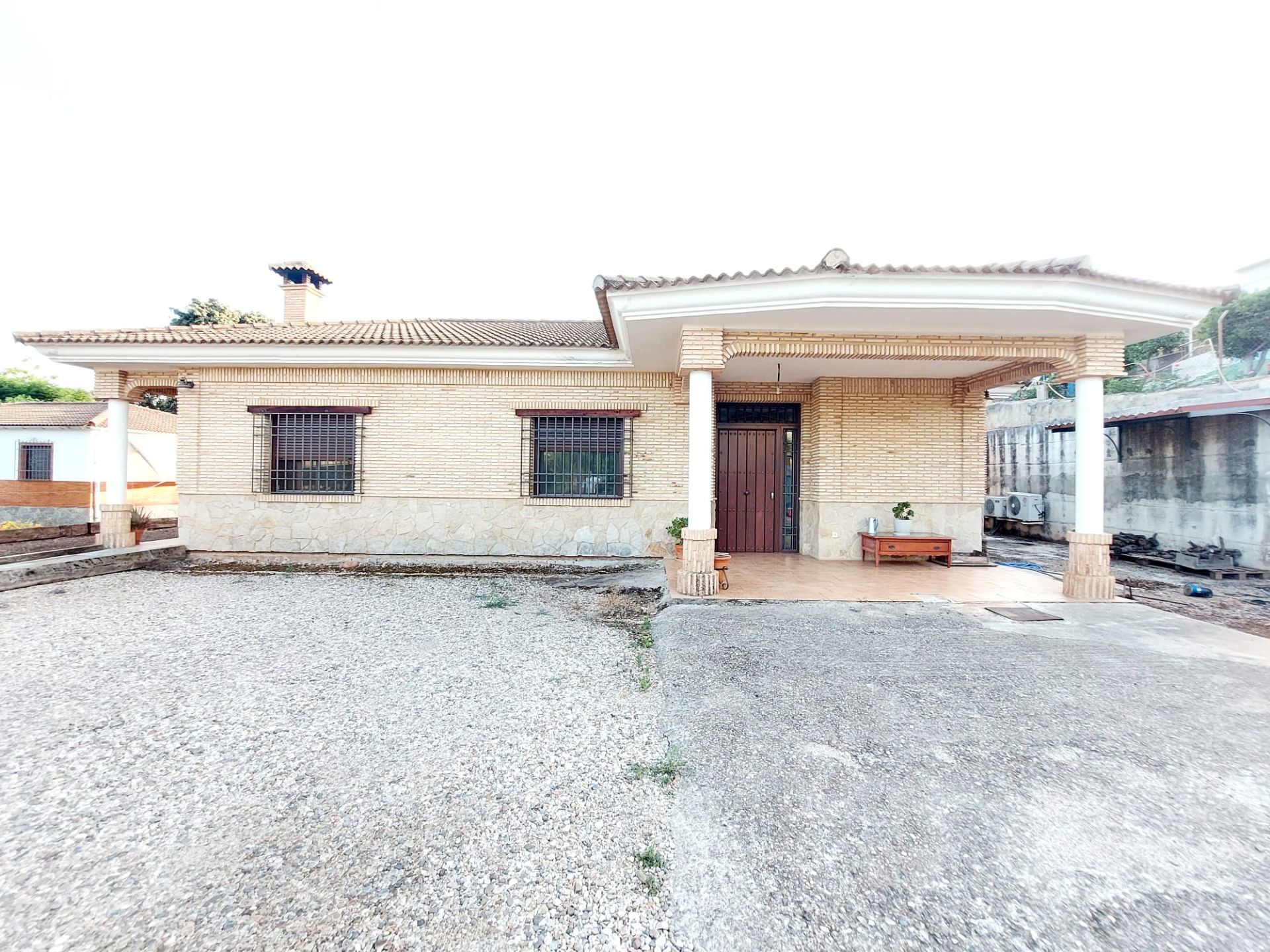 Vista exterior de Finca rústica en venda en  Córdoba Capital amb Aire condicionat, Calefacció i Jardí privat