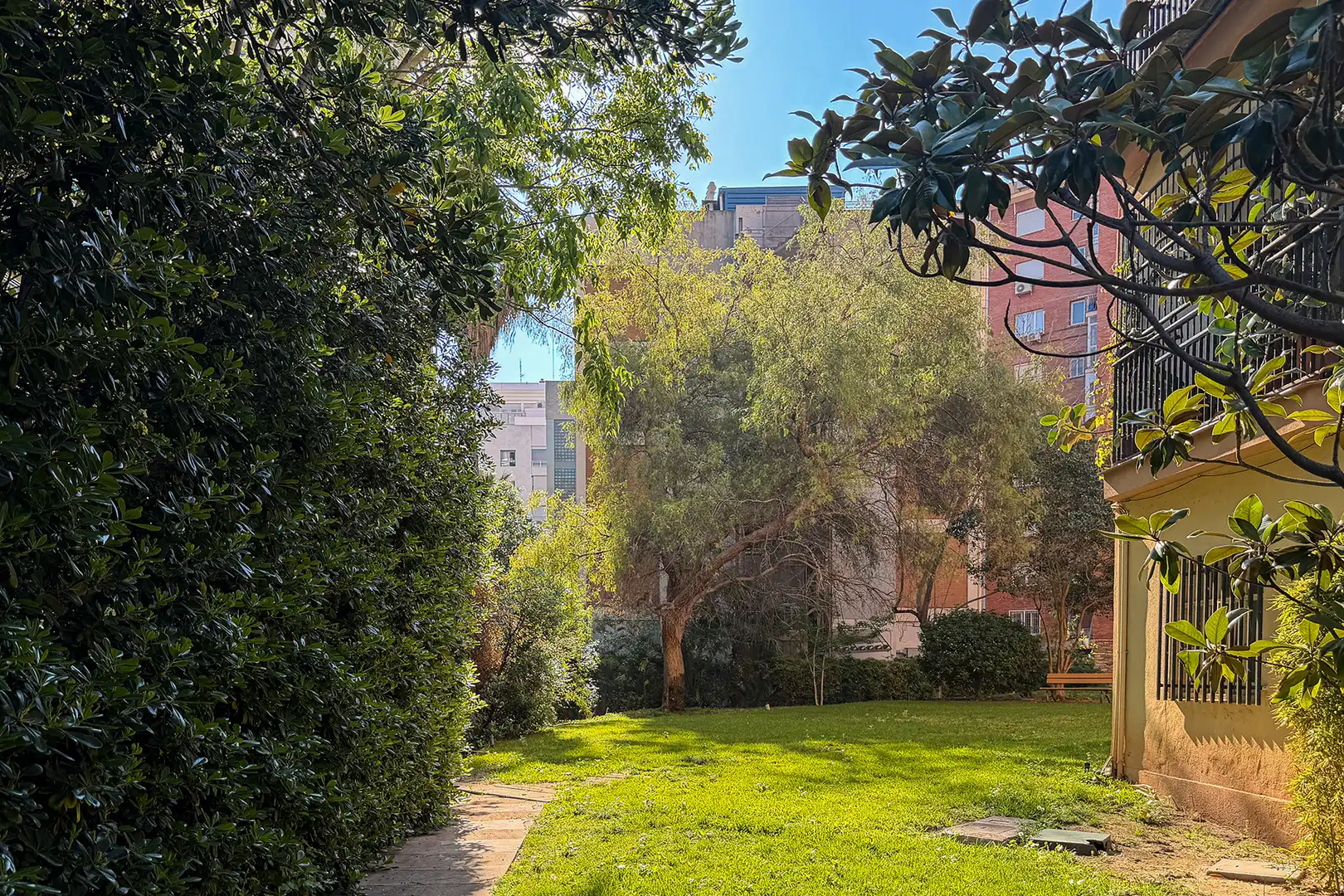 Jardí de Pis de lloguer en Valencia amb Aire condicionat, Calefacció i Jardí privat