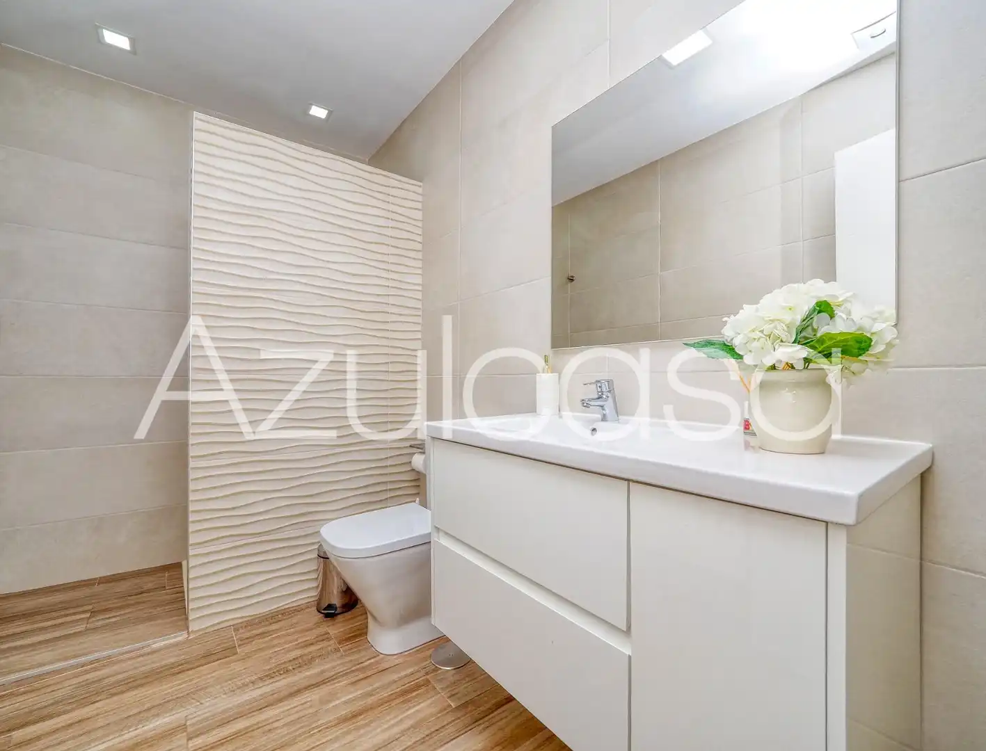 Bathroom of Houses for sale in Mutxamel  with Air Conditioner, Heating and Terrace