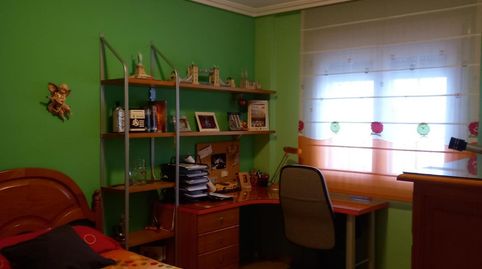 Foto 4 de Casa adosada en venda a Renfe - Bulevar 1ª y 2ª Fase, Jaén Capital