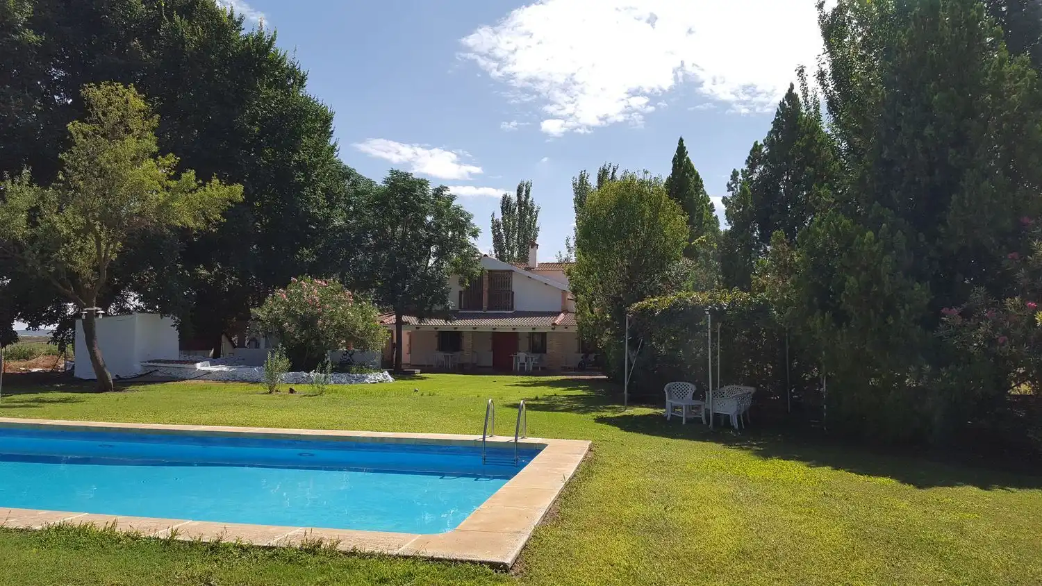 Villa mit Pool zum Verkauf in Carretera Las Casas 0