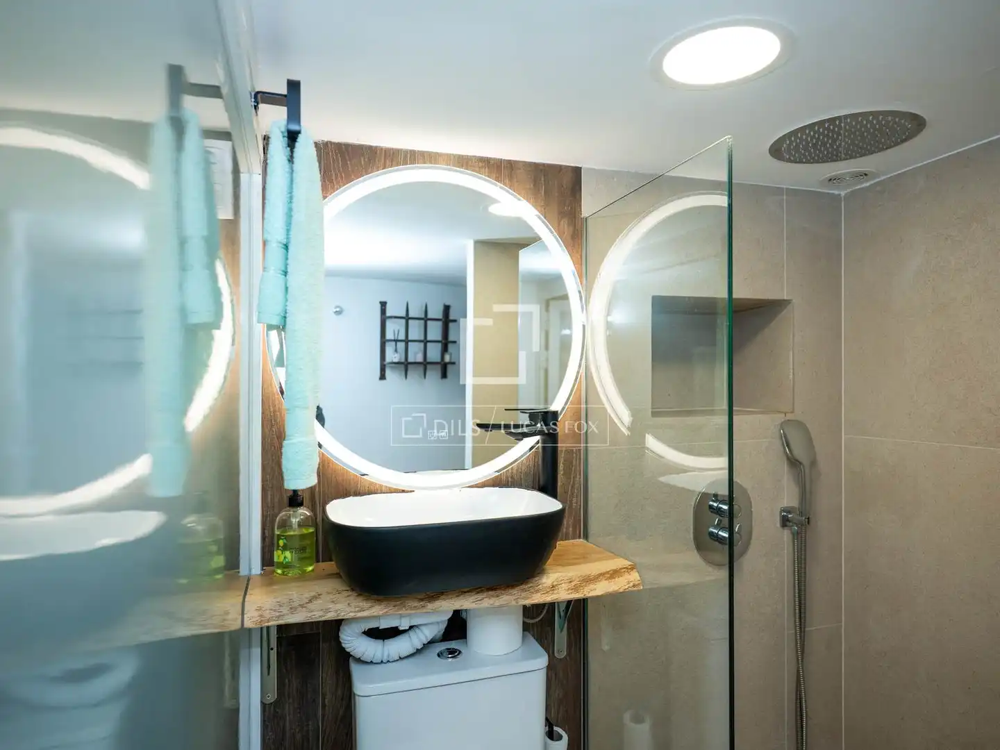 Baño de Piso de alquiler en Torrelodones con Calefacción, Jardín privado y Piscina
