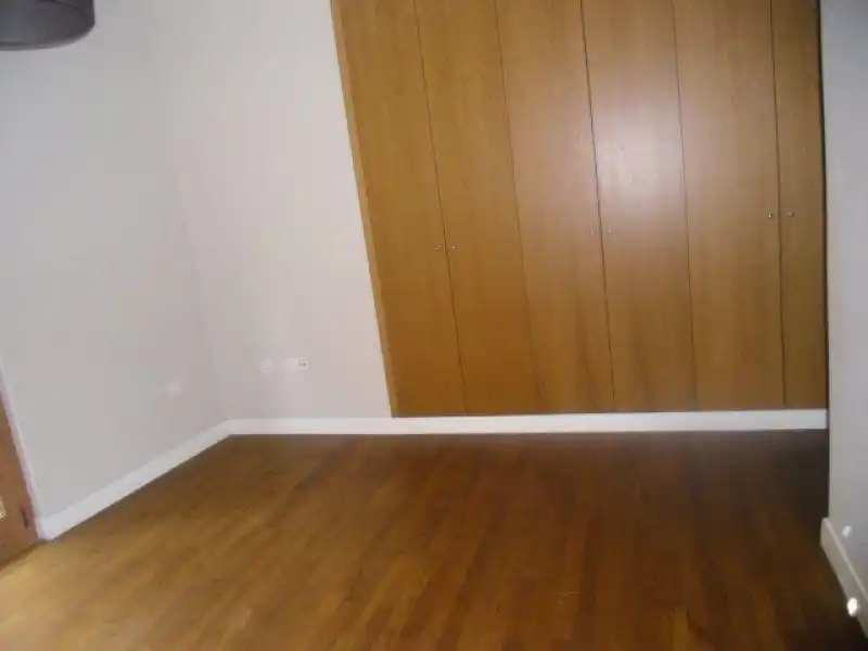Habitación de Piso de alquiler en Elche / Elx con Aire acondicionado, Parquet y Trastero