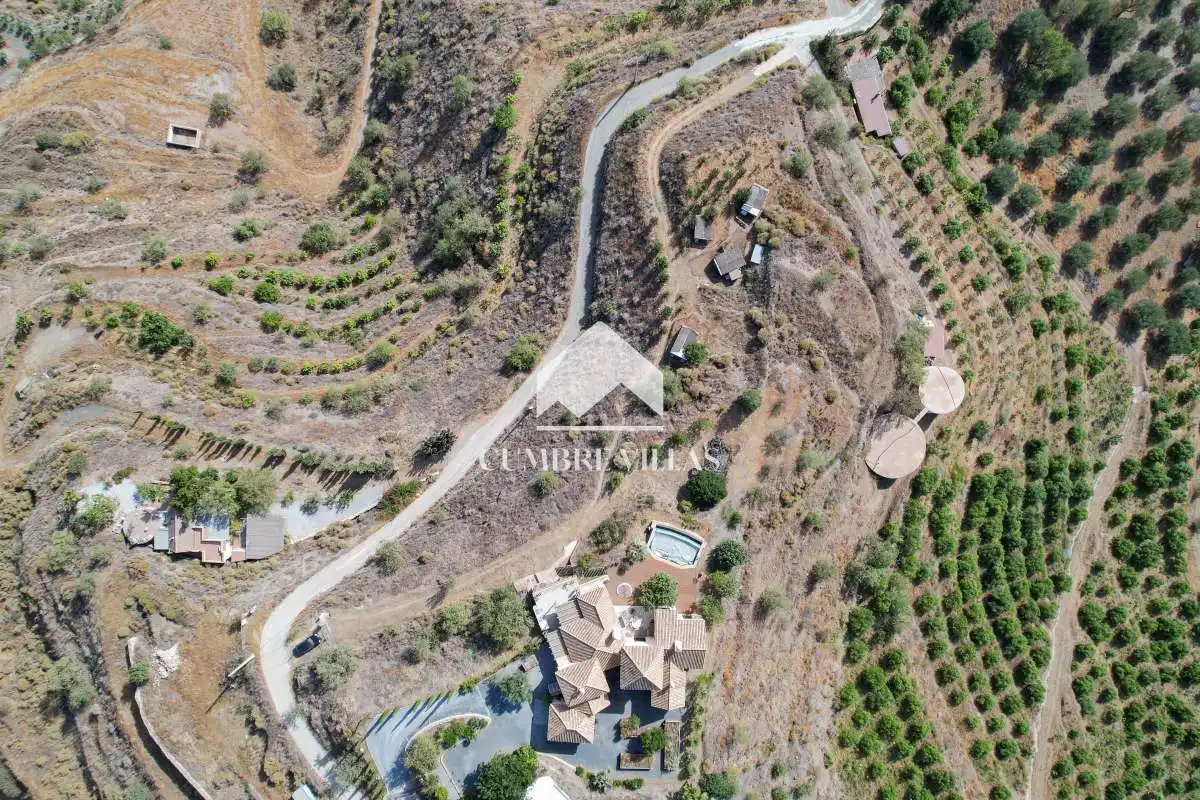 Casa rústica amb jardí en venda a Ítrabo, imagen 122