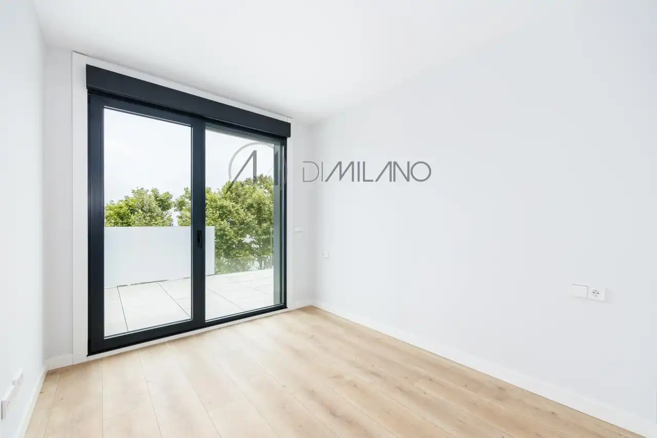 Habitación de Ático en venta en Vigo  con Calefacción, Terraza y Piscina