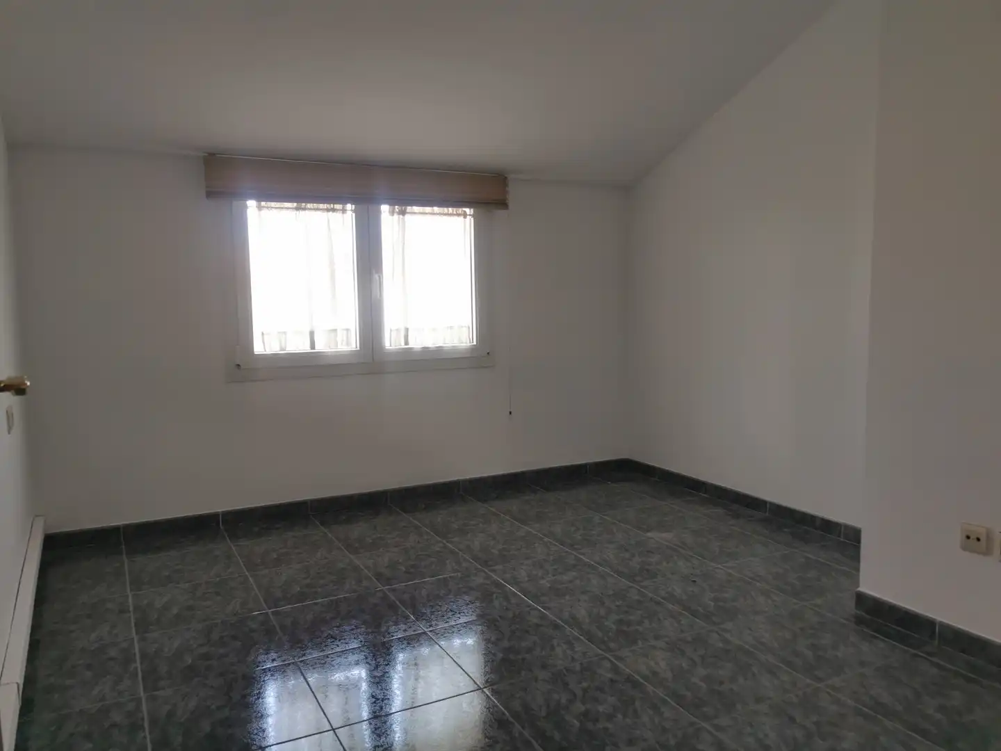 Habitación de Dúplex en venta en Manresa con Aire acondicionado, Calefacción y Horno