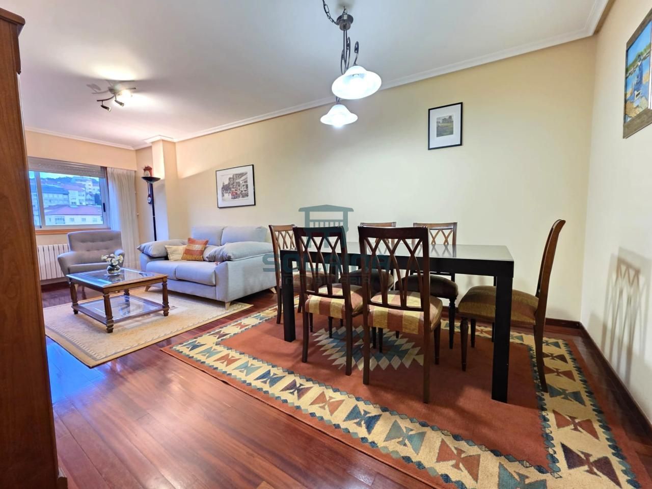 Menjador de Pis de lloguer en Ourense Capital  amb Calefacció i Moblat