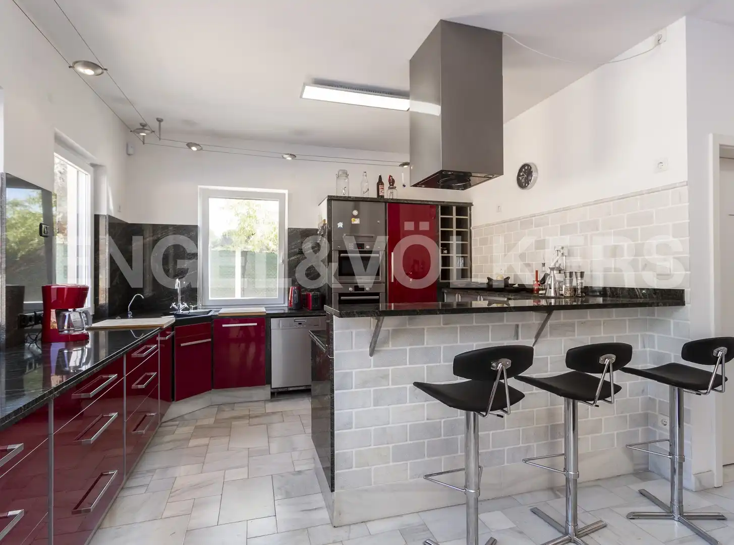 Cuina de Casa o xalet en venda en Calafell amb Aire condicionat, Calefacció i Jardí privat