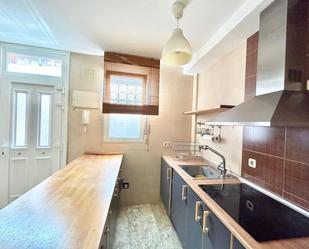 Cuina de Dúplex de lloguer en  Madrid Capital amb Aire condicionat