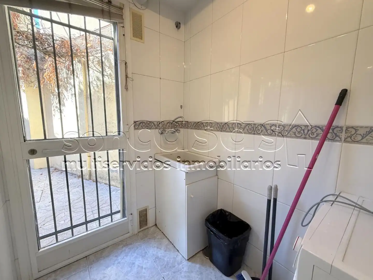 Casa adosada en venta en El Viso
