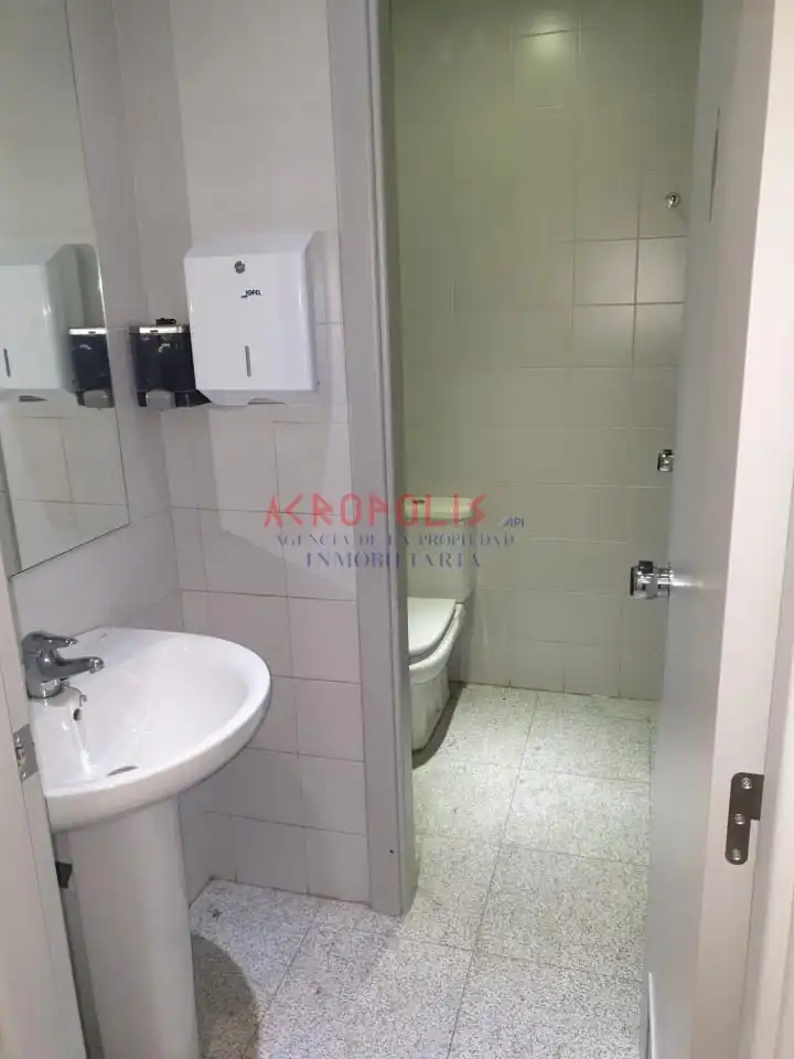 Local comercial en venda a San Claudio - La Chantría, imagen 8