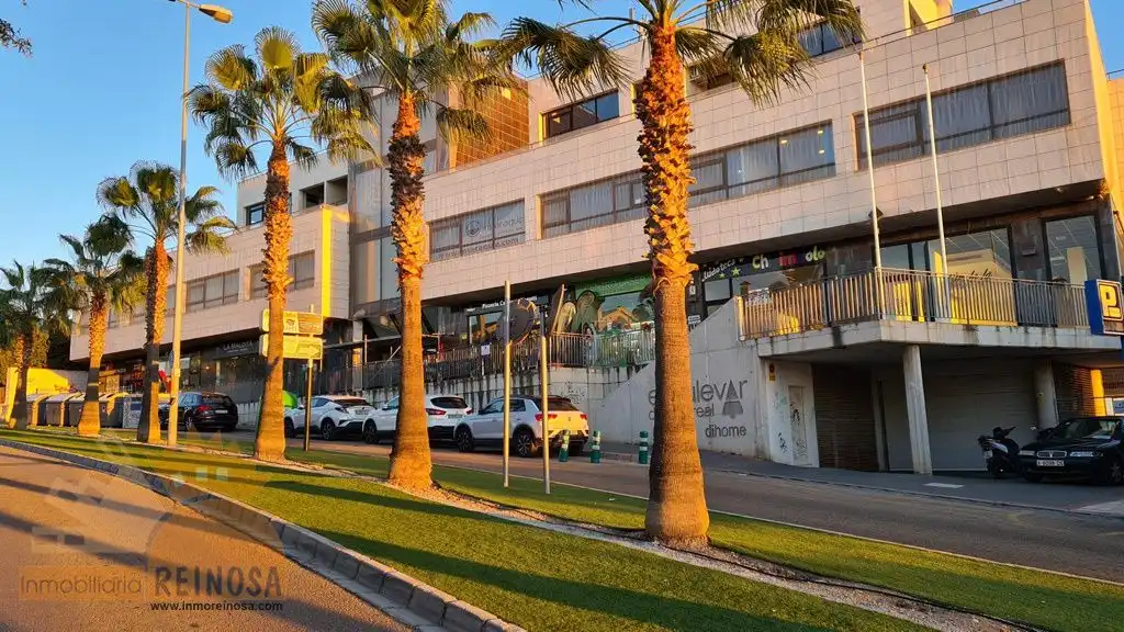 Local comercial en venda a Altorreal - El Chorrico, imagen 25