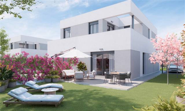 Casa-chalet en Venta en Calle Ángel López López en Entrenúcleos