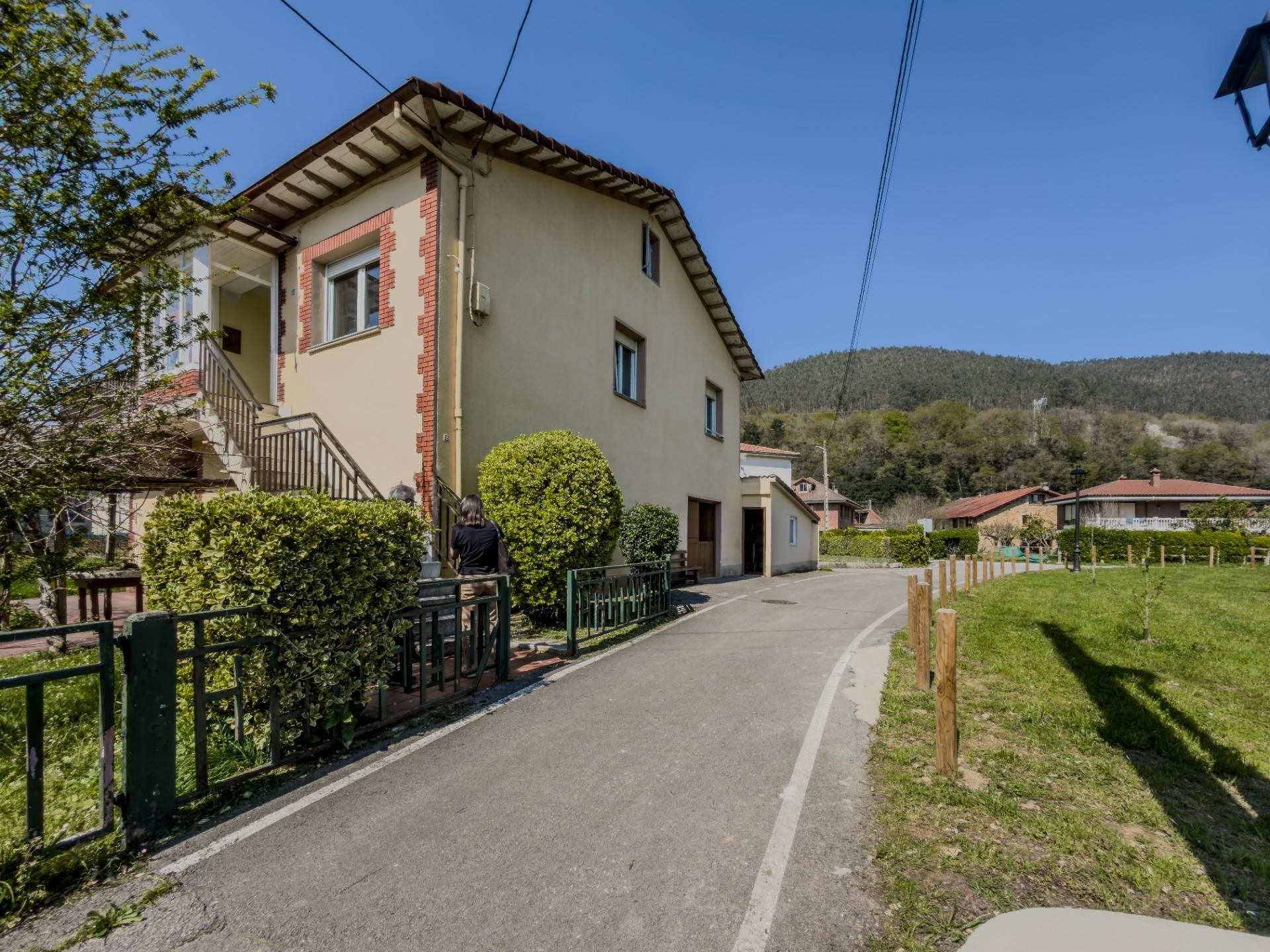 Exterior view of Houses for sale in Castañeda  with Private garden, Terrace and Storage room