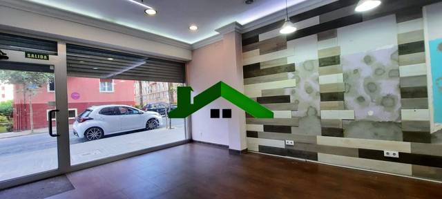 Local comercial en Alquiler en Mediterraneo Itsasoaren Kalea en San Ignacio - Elorrieta