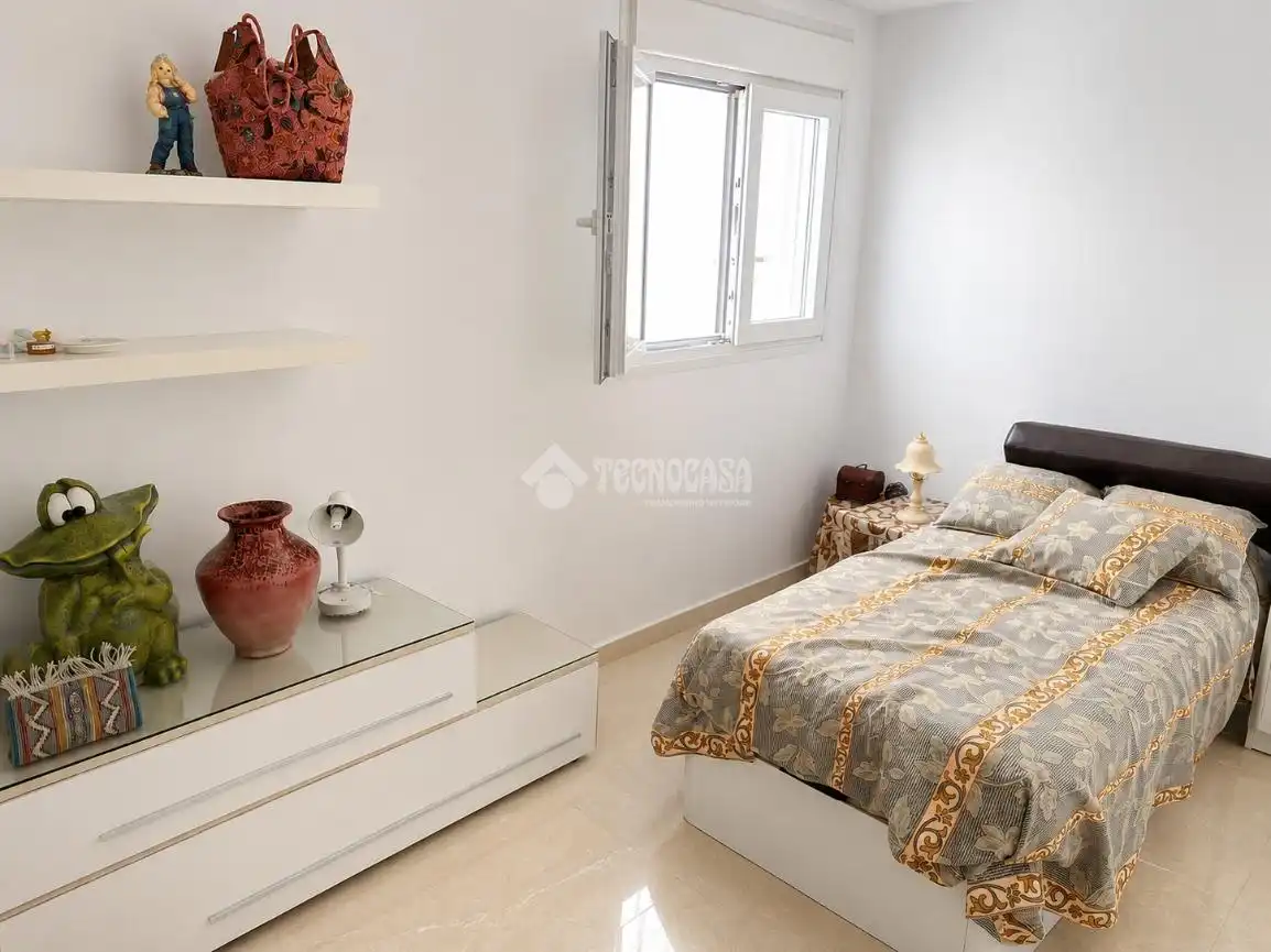 Habitación de Piso en venta en Málaga con Balcón