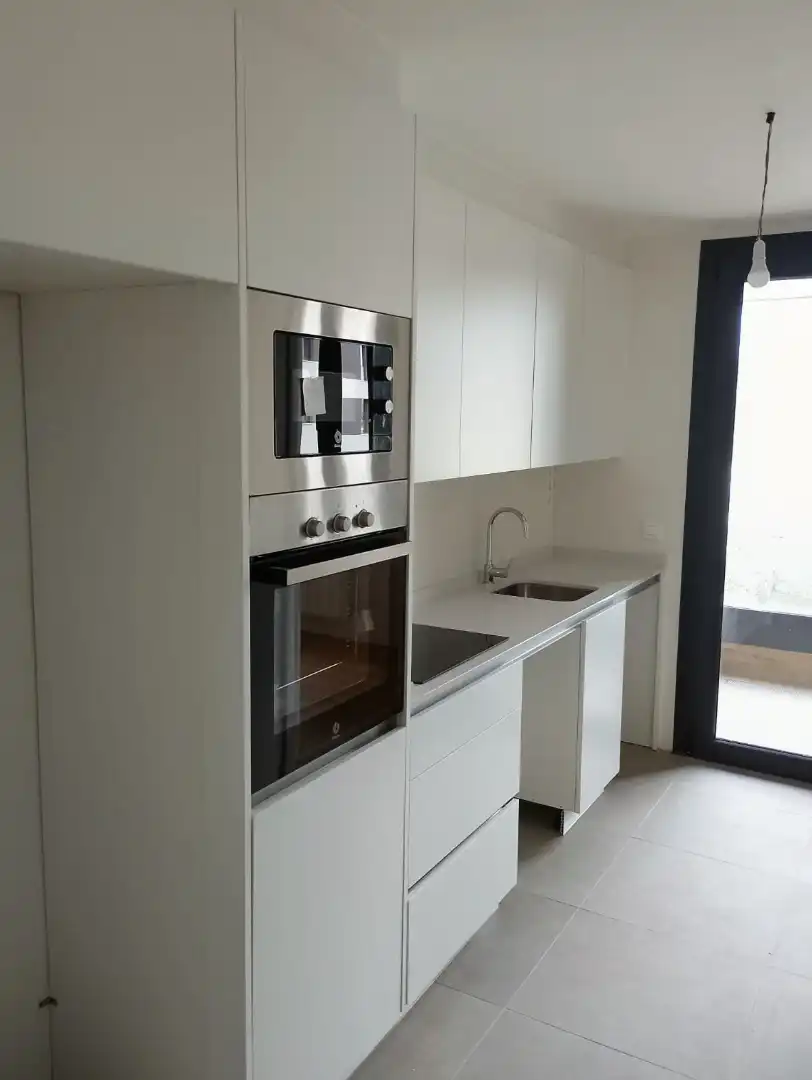 Küche von Wohnung zur Miete in HUCA - La Cadellada