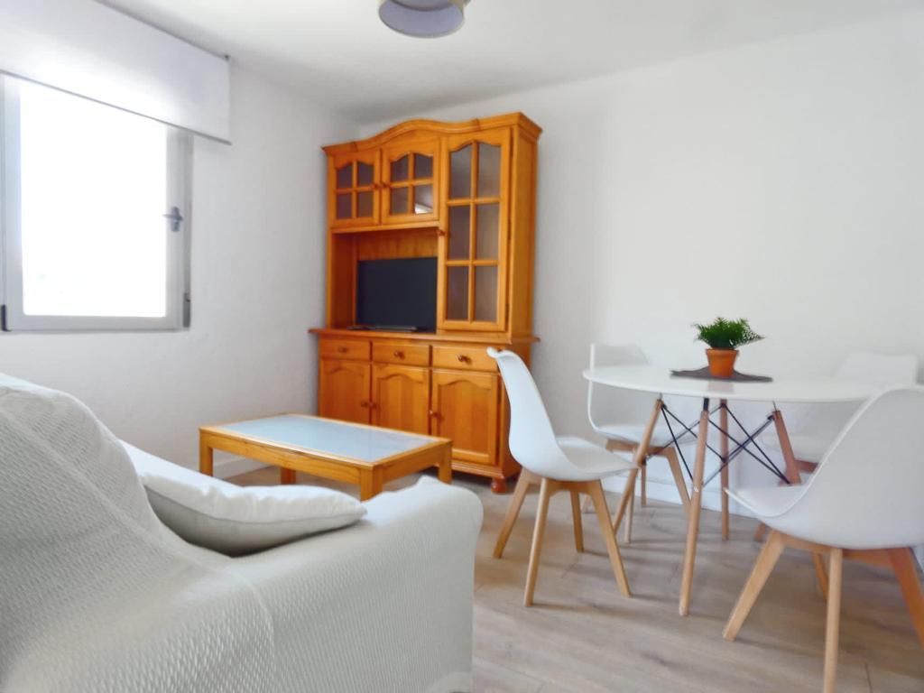Bedroom of Flat to rent in Ávila Capital