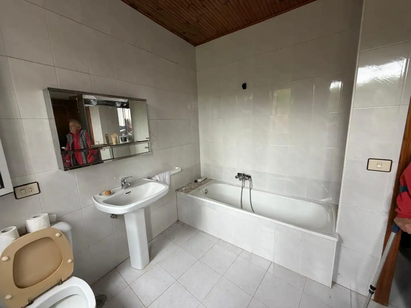 Baño de Casa adosada en venta en Cartelle con Jardín privado, Amueblado y Balcón