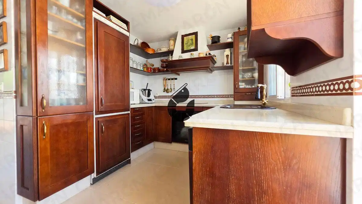 Cocina de Casa adosada en venta en Castilleja de la Cuesta con Aire acondicionado y Balcón