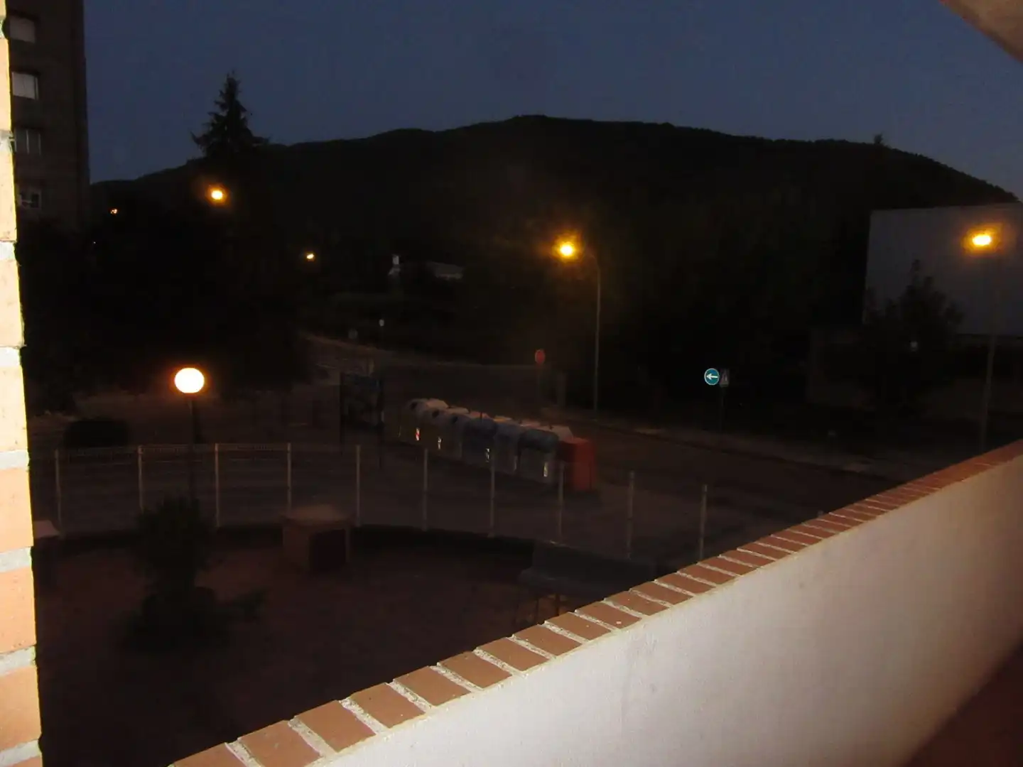 Vista exterior de Apartament en venda en Sabiñánigo amb Calefacció, Terrassa i Traster