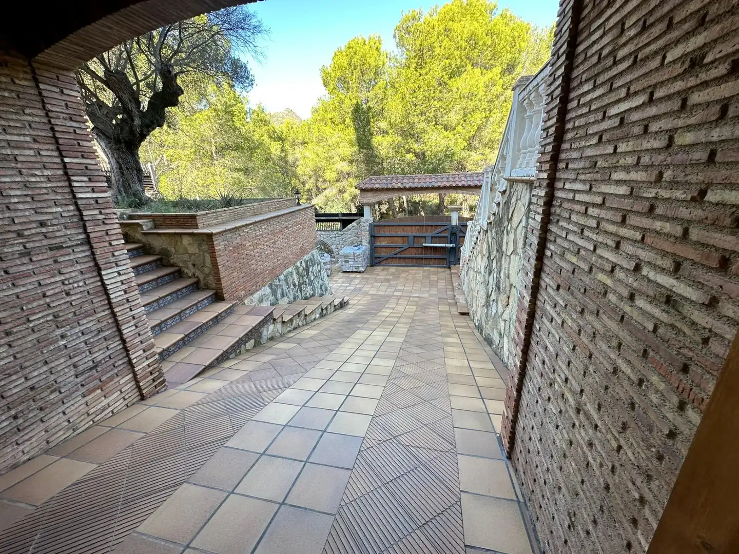 Terrassa de Casa o xalet en venda en Benicasim / Benicàssim amb Aire condicionat, Jardí privat i Terrassa