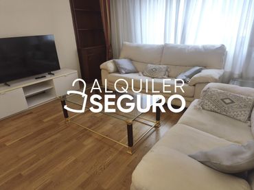 Pis amb ascensor de lloguer a Benavente, Jacinto