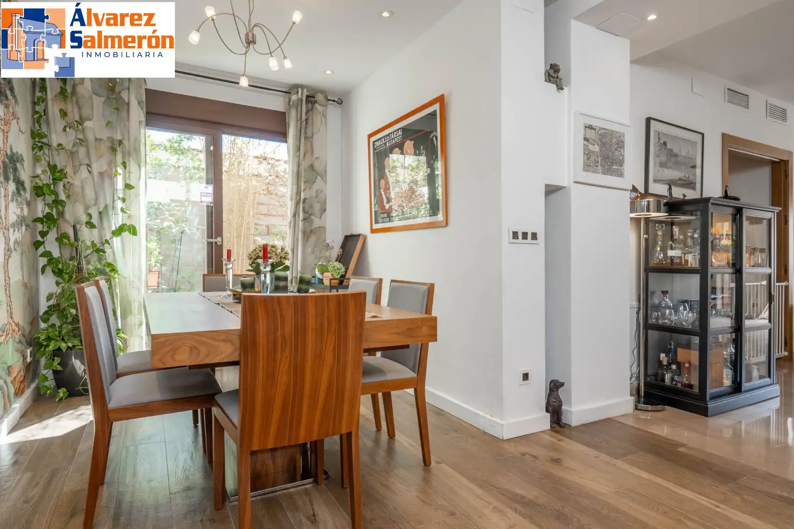 Comedor de Casa adosada en venta en Granada con Aire acondicionado y Terraza