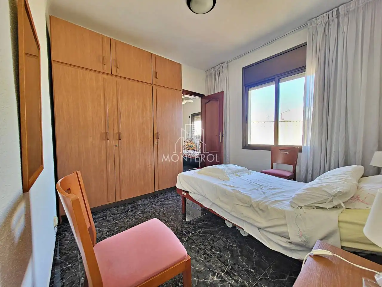 Bedroom of Flat for sale in Barcelona  with Balcony