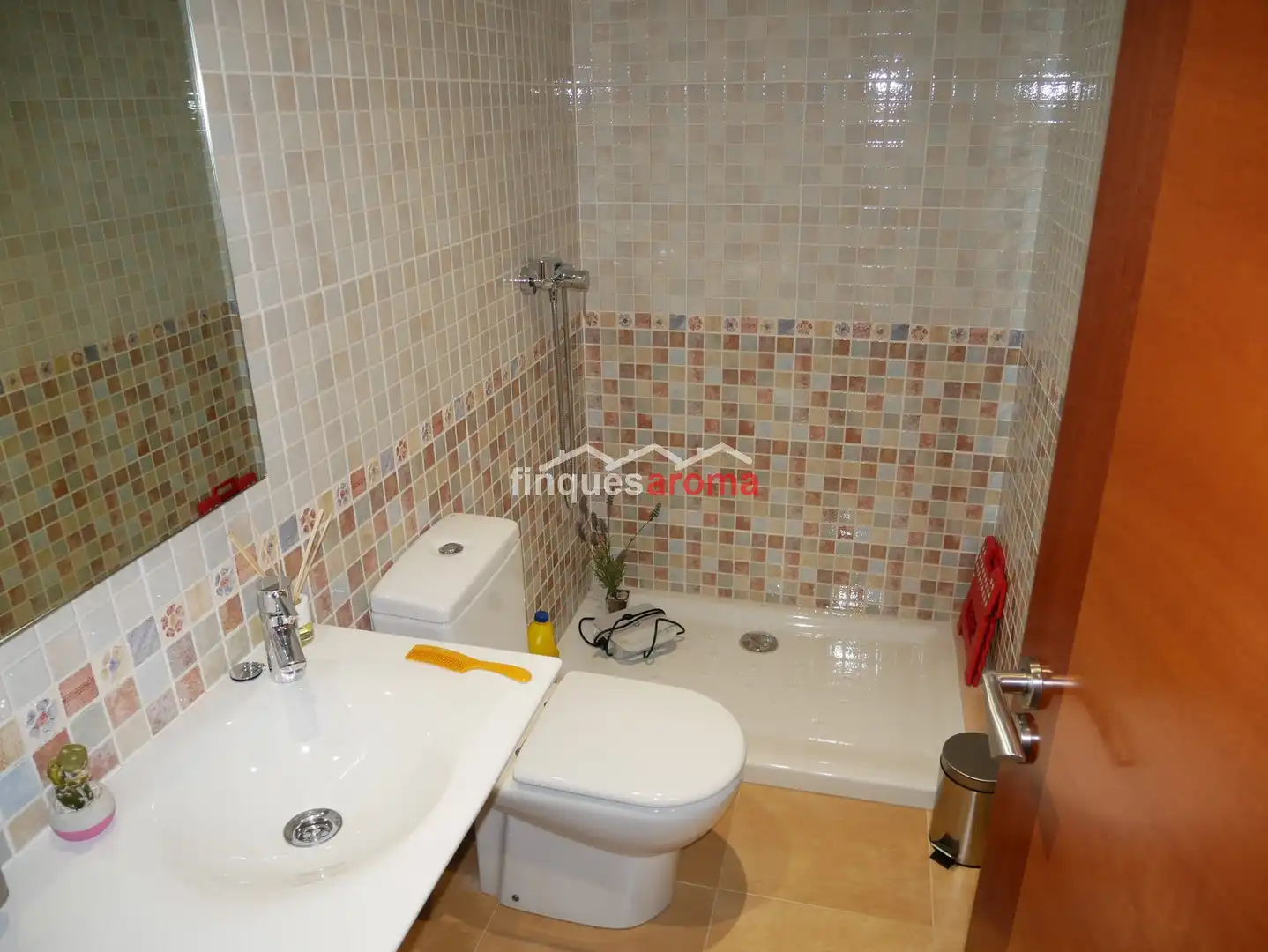 Baño de Casa adosada en venta en Valls con Aire acondicionado, Calefacción y Jardín privado