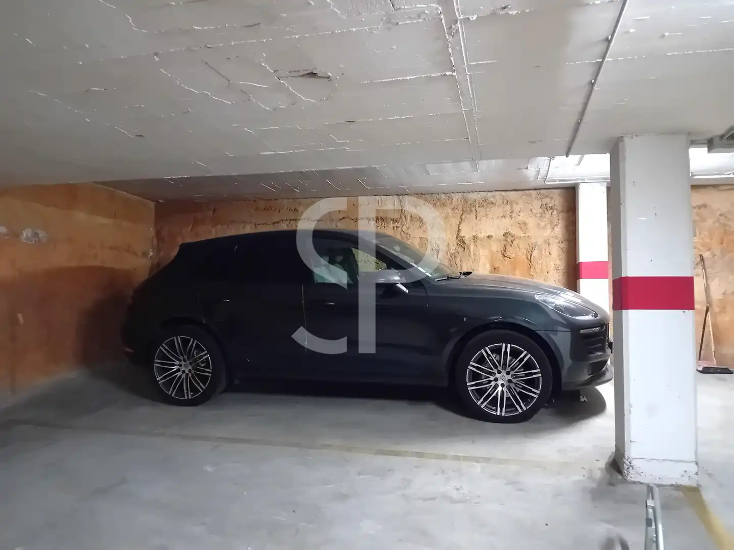 Einzelparkplatz mit Aufzug zum Verkauf in Carrer del Rufo, imagen 2