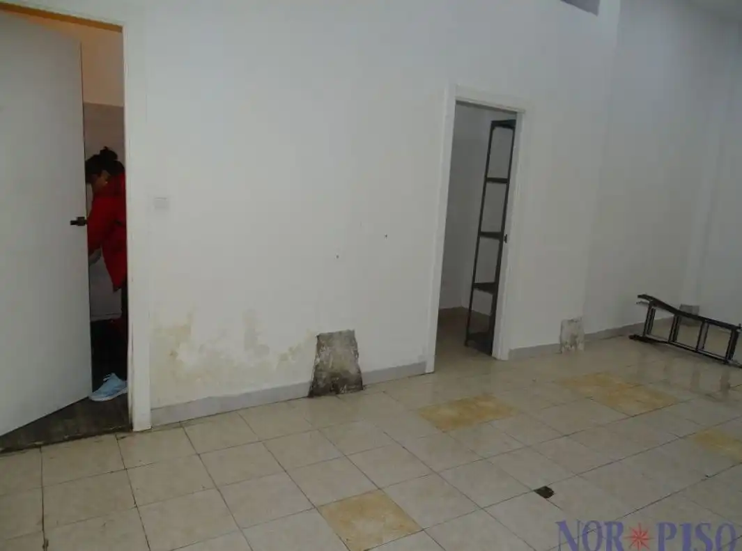 Local comercial en venda a Ibaiondo, imagen 8