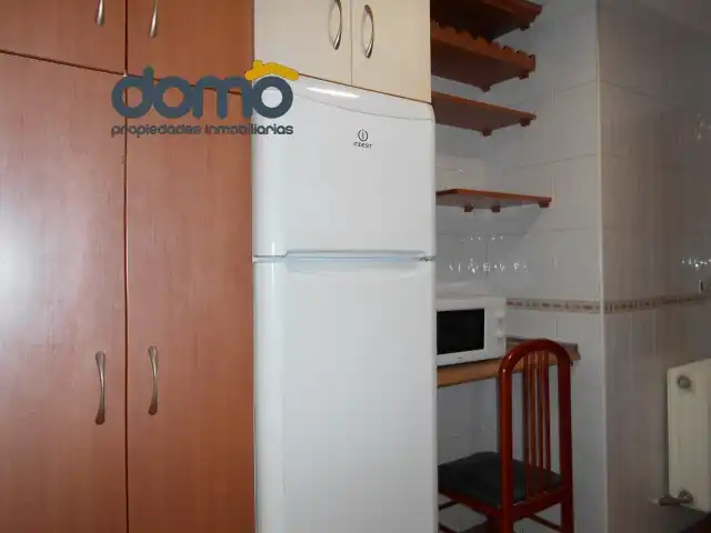 Flat for rent in Calle Emilia Pardo Bazán, Joaquina Eguaras