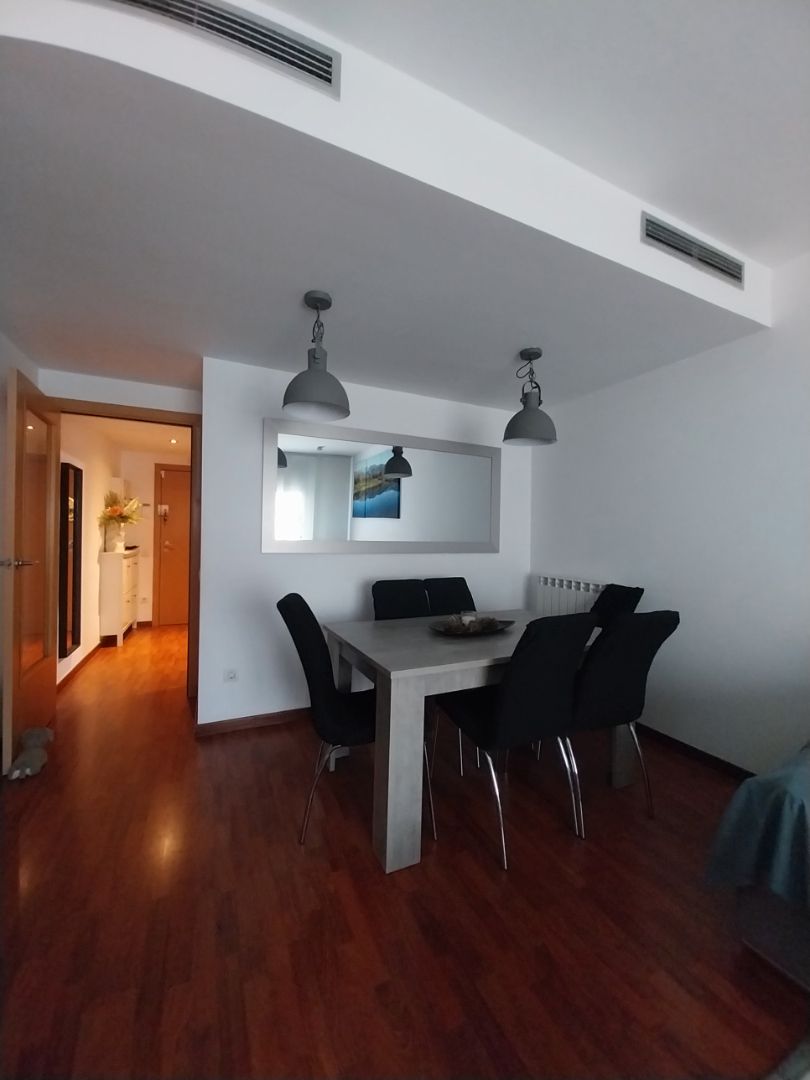 Dining room of Flat for sale in Girona Capital  with Air Conditioner, Heating and Oven