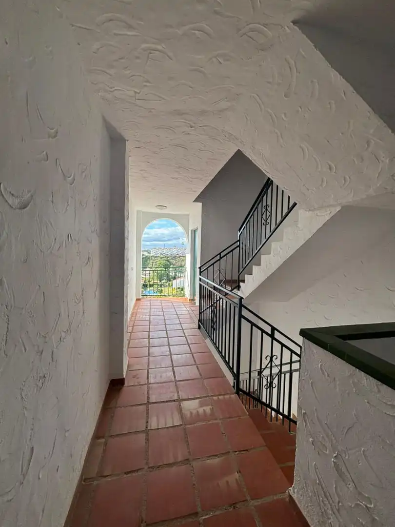 Dúplex en venda a Calahonda