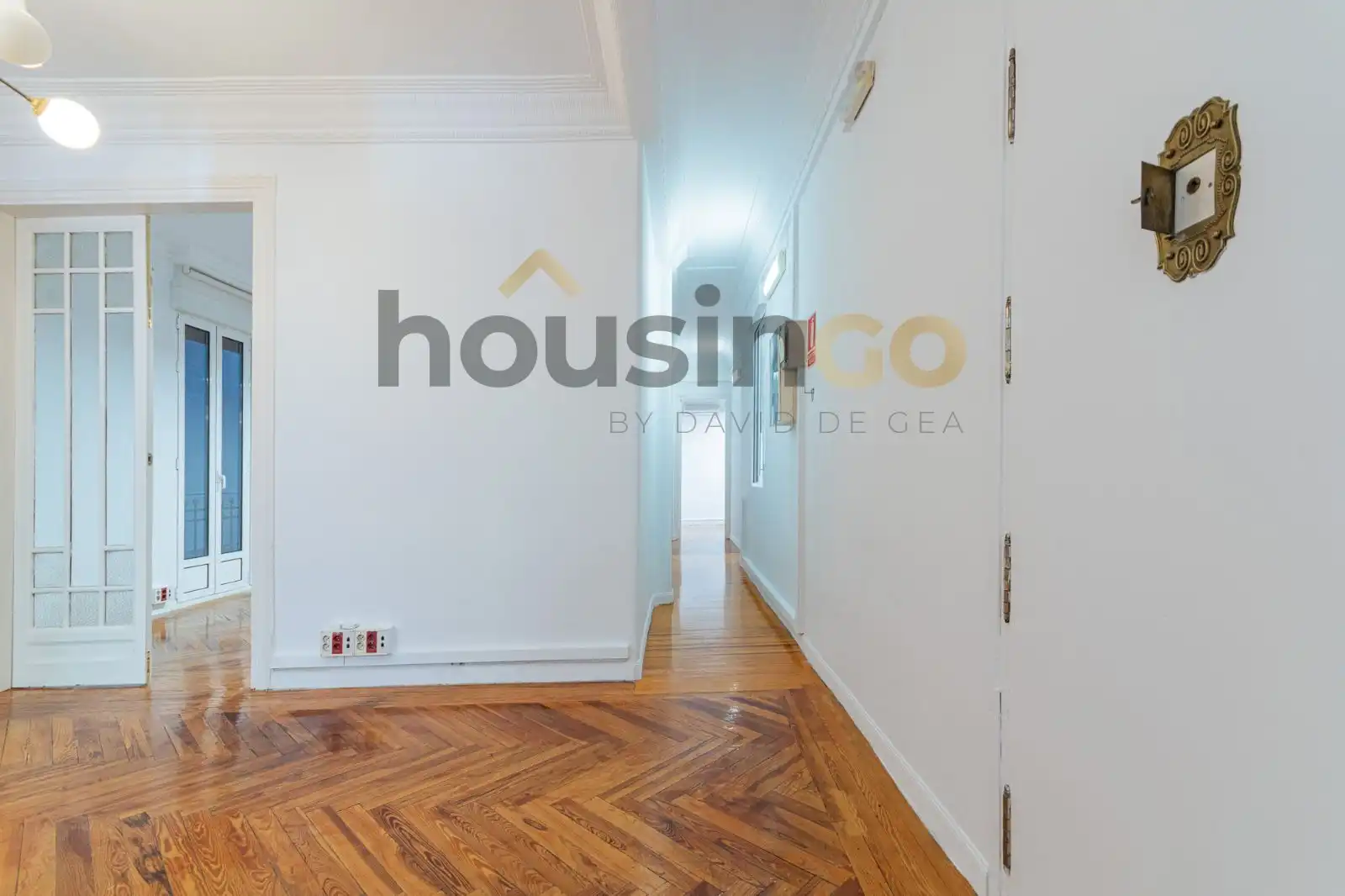 Office for rent in Madrid  with Air Conditioner, Heating and Balcony