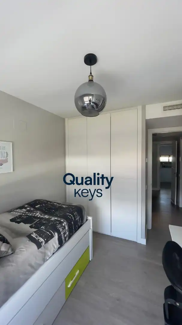 Bedroom of Flat for rent in Madrid  with Air Conditioner, Heating and Terrace