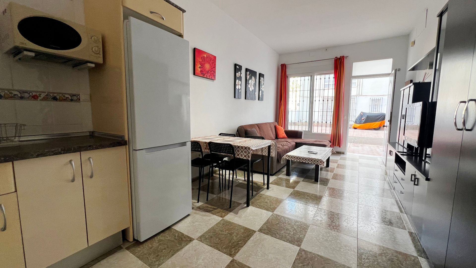 Exterior view of Flat for sale in Fuengirola  with Air Conditioner and Furnished