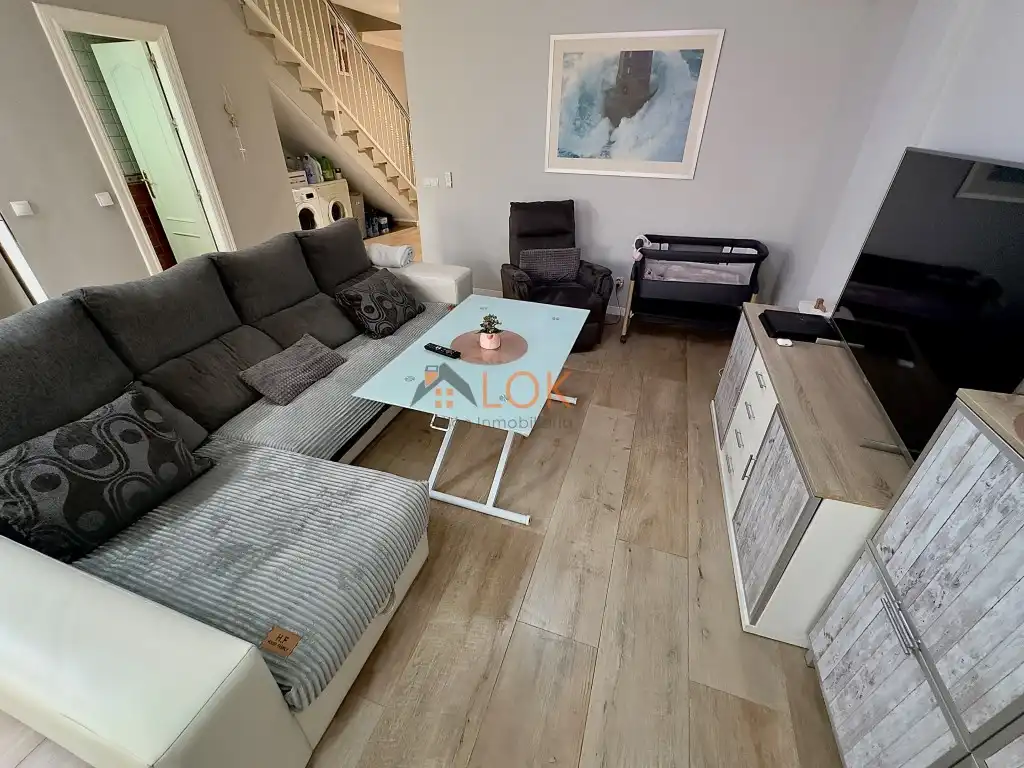 Houses for sale in Calle Antonio Jose Velasco, Churriana - El Pizarrillo - La Noria-Guadalsol