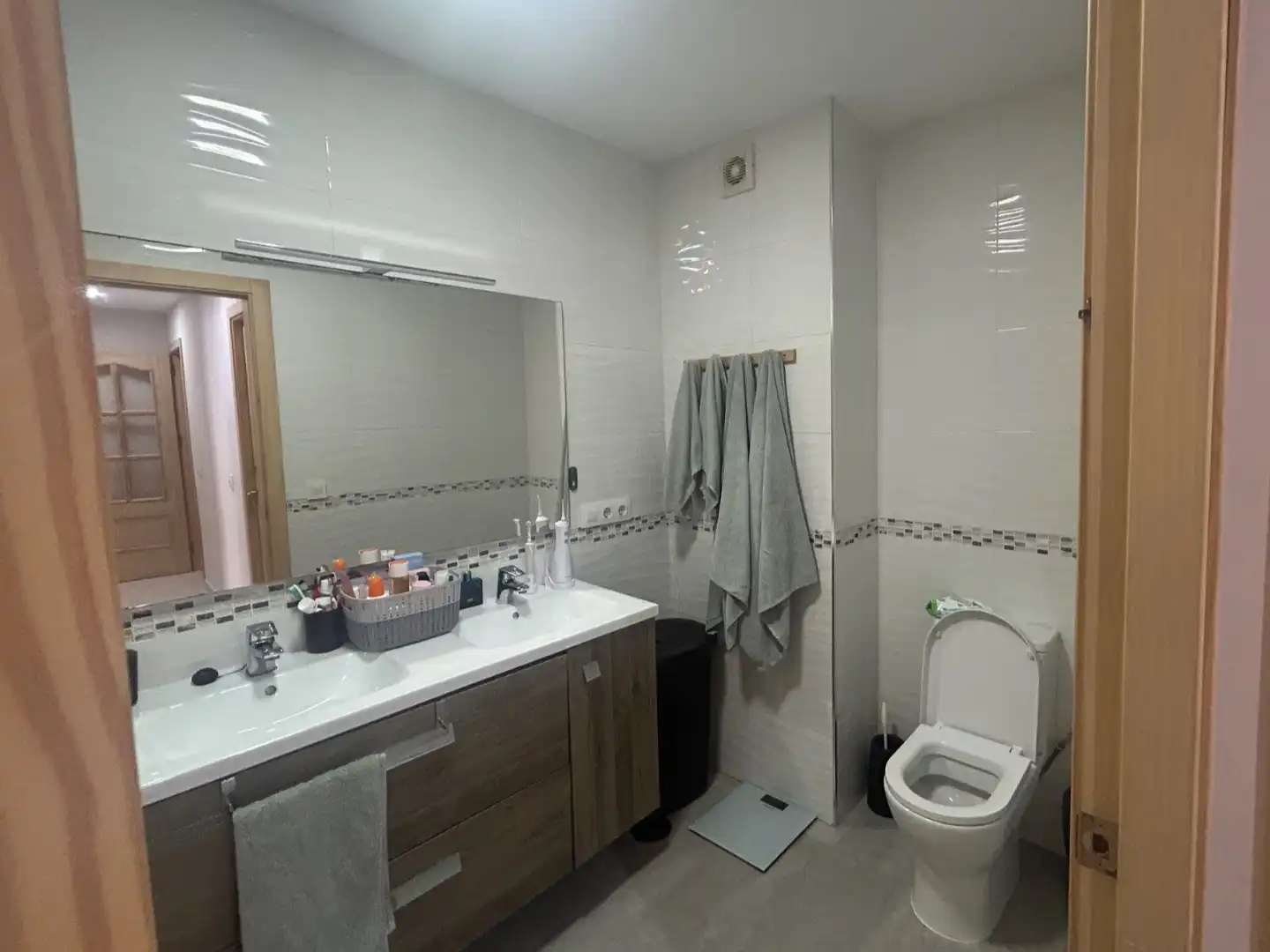 Baño de Piso en venta en Barbate con Terraza y Balcón